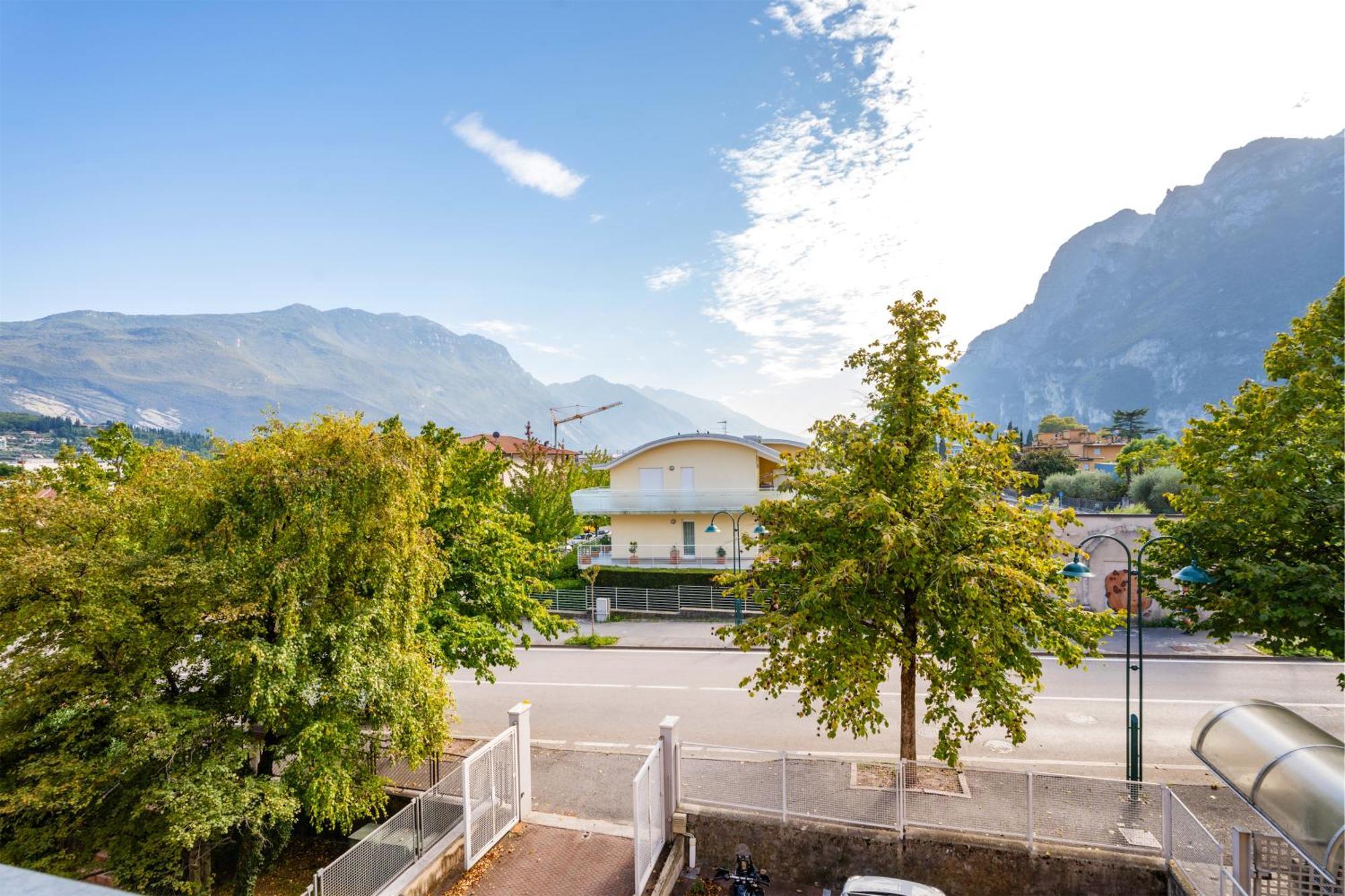 Appartement Be & Being - Milena à Riva del Garda Extérieur photo